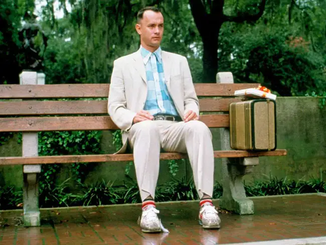 Forrest Gump movie review and analysis in film criticism course forum for ESL students